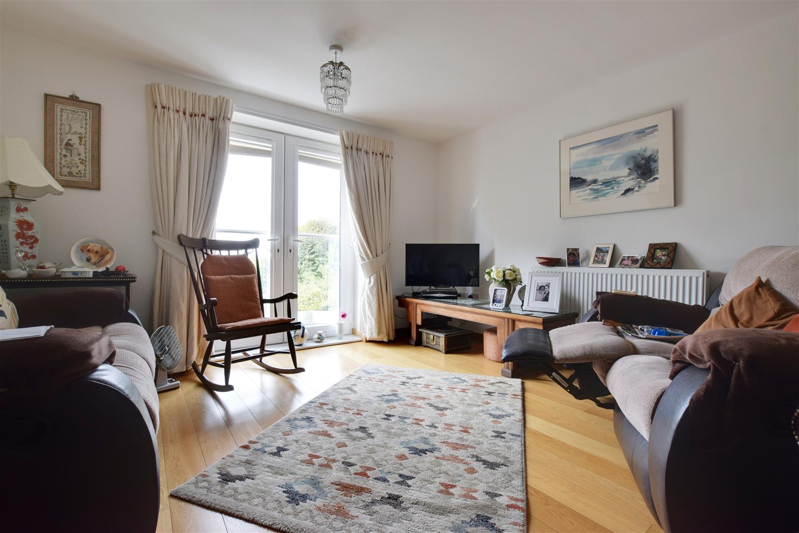 Pine Avenue, Hastings Rush, Witt & Wilson